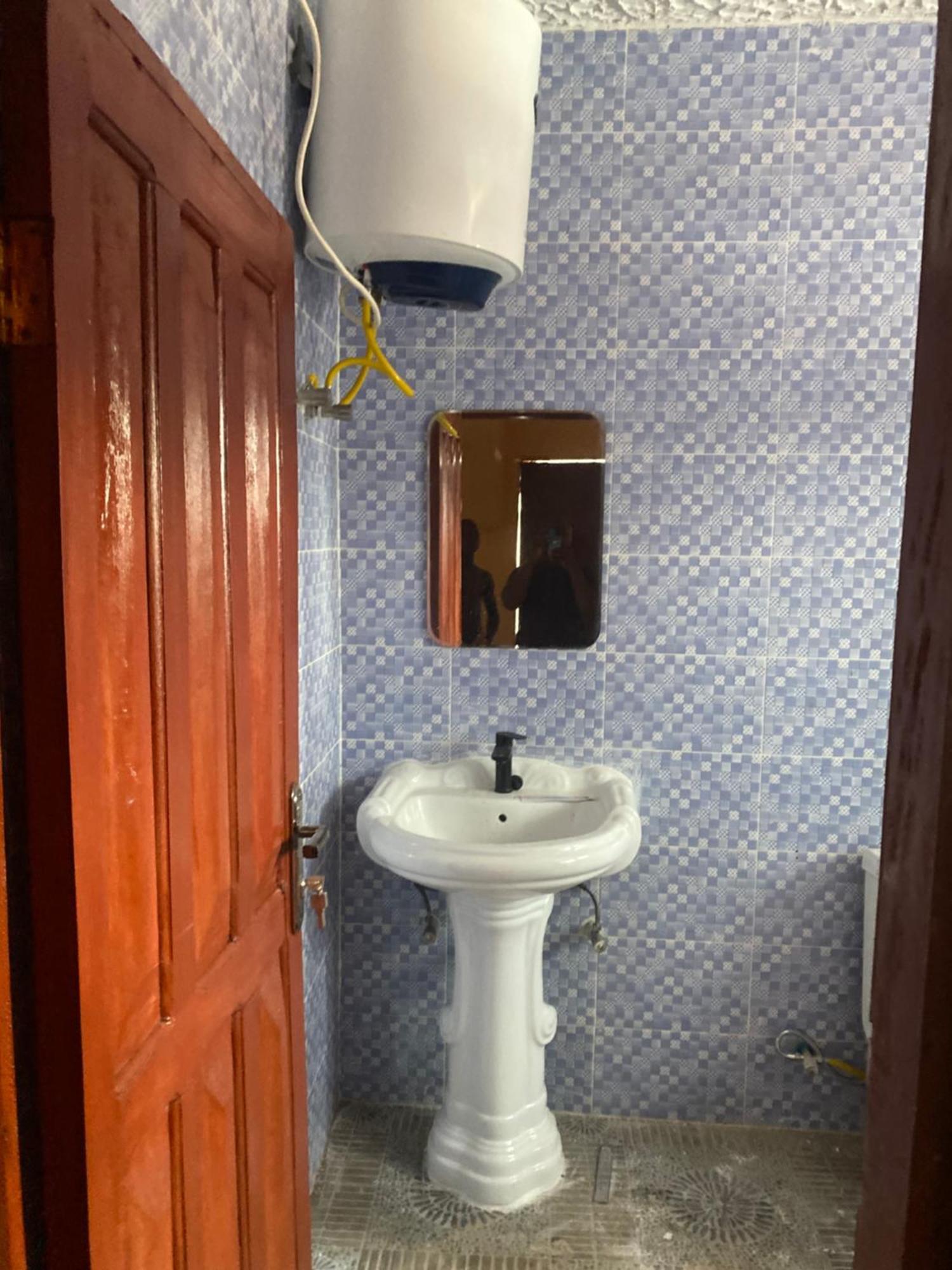 Debora Guest House フリータウン エクステリア 写真