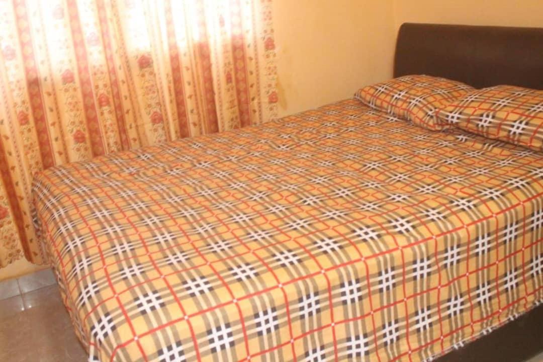 Debora Guest House フリータウン エクステリア 写真